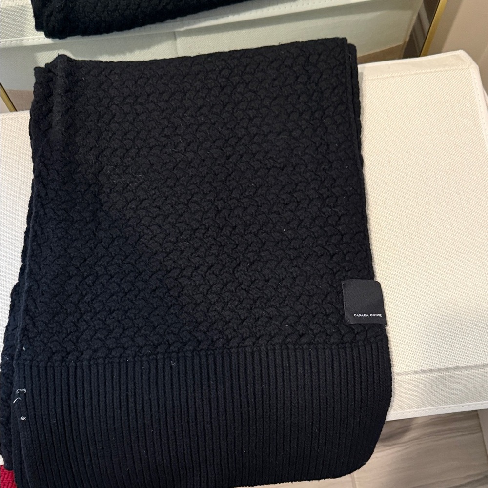 Canada Goose Black Scarf